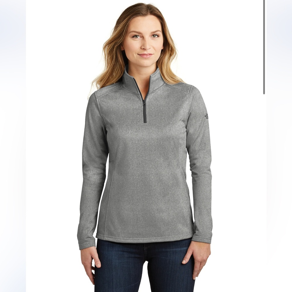 The North Face women’s tech asphalt Gray Quarter-Zip fleece fitted L jacket